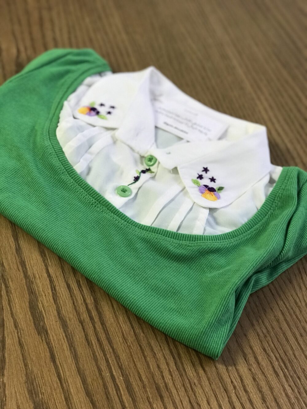 کراپ گلدوزی